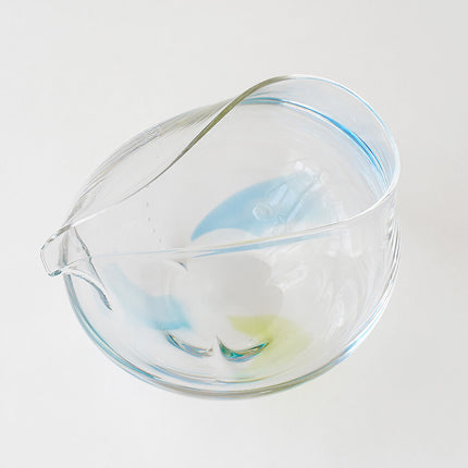 Katakuchi (Japanese sake cup) with a wind pattern in yellow-green