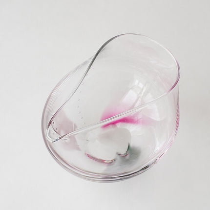 Katakuchi sake cup with wind pattern, red