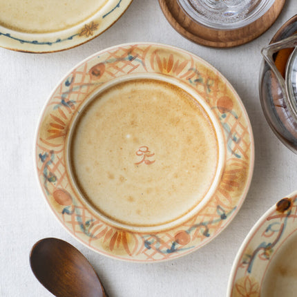 Overglaze 5-inch rimmed plate