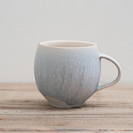 Barrel-shaped mug, light blue