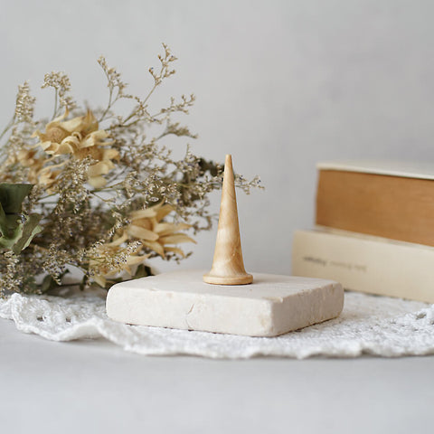 リングホルダー / トチノキ