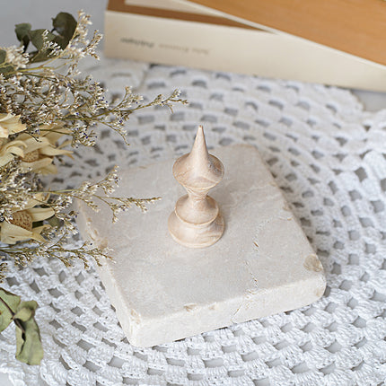 Ring holder / Horse chestnut