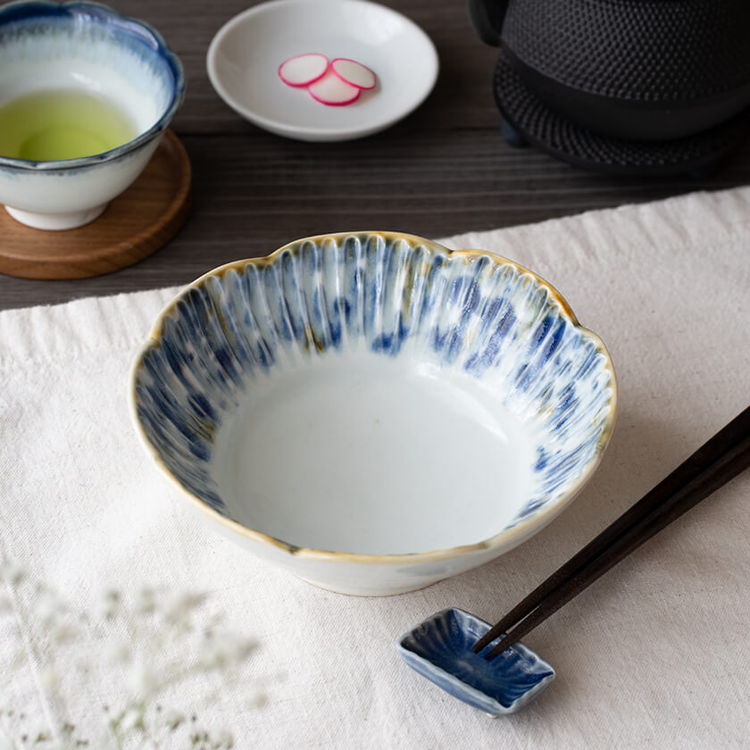 しのぎ輪花鉢 5寸 アイアンブルー – Kasumiso