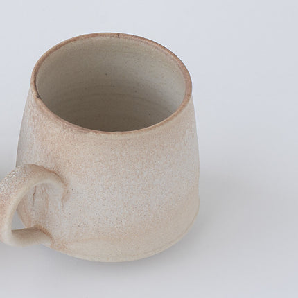 Mountain-shaped mug, white